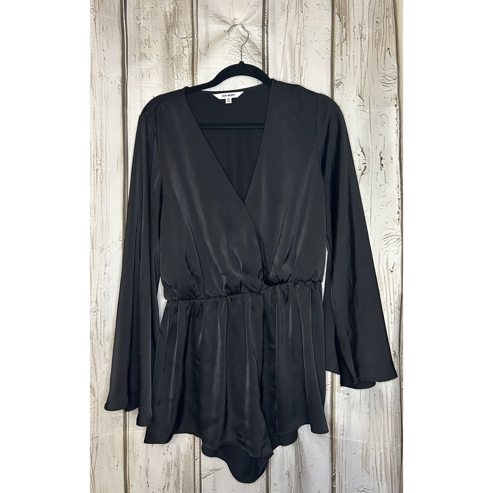 STEVE MADDEN Farrah Black Long Sleeve Charmeuse Romper Women's Sz M Bell Sleeve